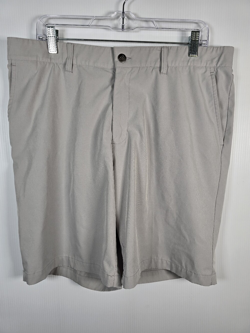 Adidas Men's Ultimate365 Grey Flat Front Stretch Performance Golf Shorts Size 36